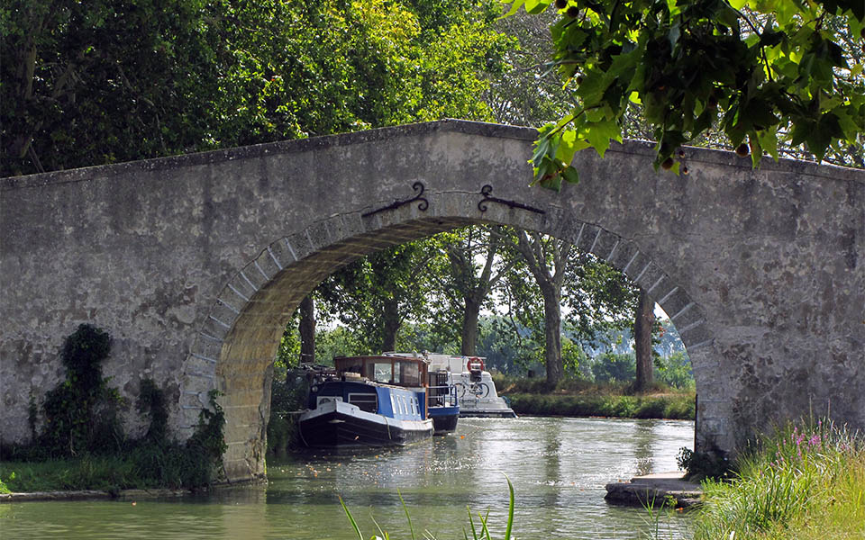 Voyage à vélo - Le Canal des 2 Mers à vélo de Bordeaux à Sète