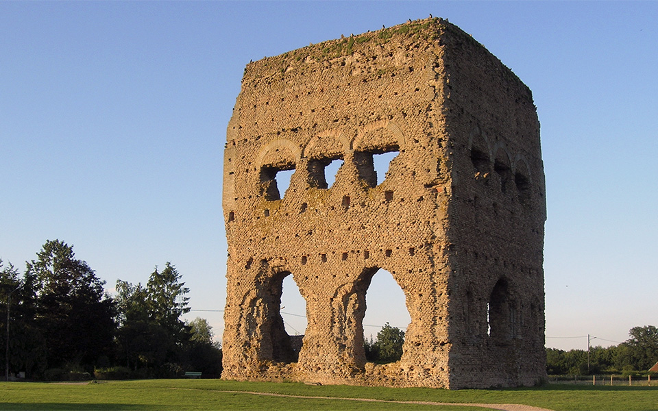 Autun - Temple de Janus