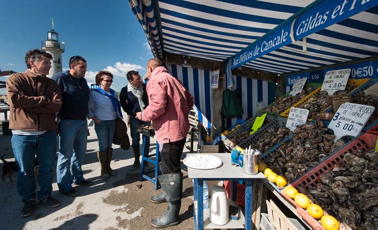 Cancale - dégustation d'huitres