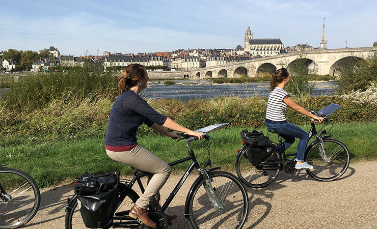 Blois - piste cyclable en bord de Loire