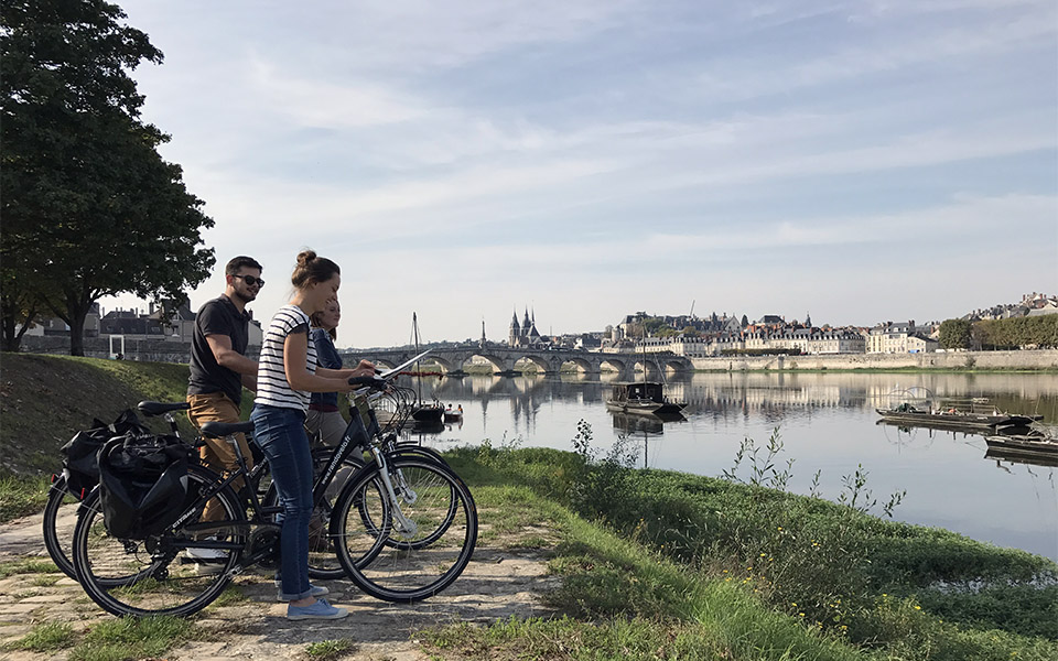 Blois - piste cyclable en bord de Loire